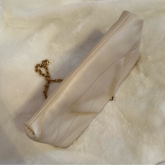 SALVATORE FERRAGAMO Gancini Logo Crossbody Bag - Picture 7 of 10